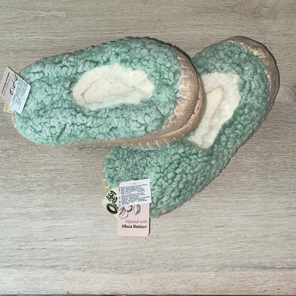 Free People Sherpa Shea Butter Infused  Slipper Socks NWT